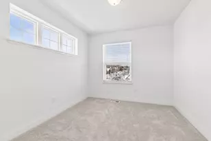 3163 Clover Ridge Dr, Chaska, MN 55318 - Photo 25