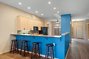 11832 Bren Rd, Hopkins, MN 55343 - Photo 9