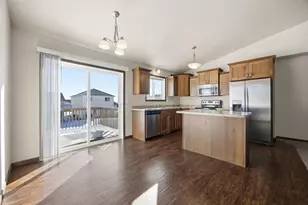 6038 59th St S, Fargo, ND 58104 - Photo 5