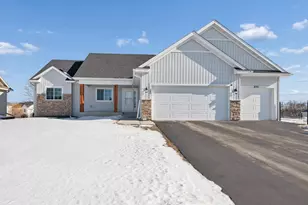 580 Alaska Loop, Cambridge, MN 55008 - Photo 1