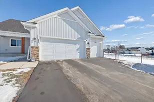 580 Alaska Loop, Cambridge, MN 55008 - Photo 3