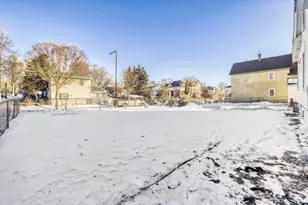 924 Farrington St, Saint Paul, MN 55117 - Photo 25