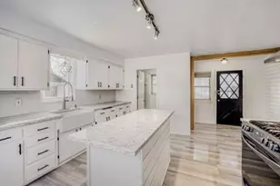 924 Farrington St, Saint Paul, MN 55117 - Photo 13