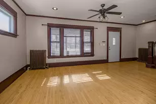 1191 Minnehaha Ave W, Saint Paul, MN 55104 - Photo 9