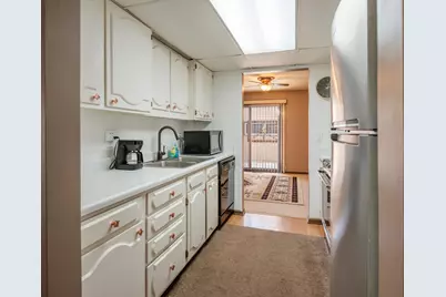 1604 Meadow Circle SE, Rochester, MN 55904 - Photo 11