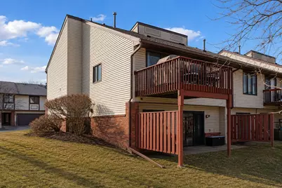 2406 County Road D W #4, Roseville, MN 55112 - Photo 19