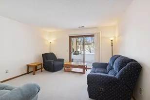 2406 County Rd D West, Roseville, MN 55112 - Photo 15