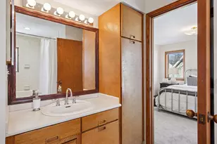 4939 Bayswater Rd, Minnetonka, MN 55345 - Photo 27