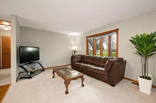 109 Summit Dr NE, Saint Michael, MN 55376 - Photo 3