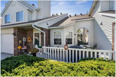 547 Old Steine Circle, New Brighton, MN 55112 - Photo 3