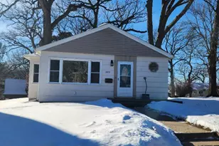 1409 Circle Dr, Albert Lea, MN 56007 - Photo 1