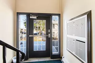 810 Old Settlers Trail, Hopkins, MN 55343 - Photo 19