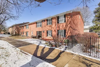 810 Old Settlers Trail #3, Hopkins, MN 55343 - Photo 17