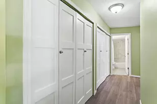 810 Old Settlers Trail, Hopkins, MN 55343 - Photo 9