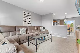 3115 Clover Ridge Dr, Chaska, MN 55318 - Photo 17