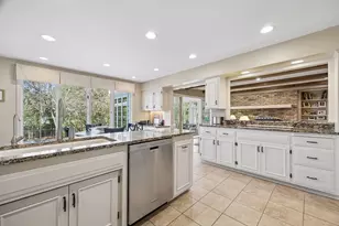 6704 Dovre Dr, Edina, MN 55436 - Photo 15