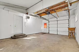 902 Cheryl Ave, Marshall, MN 56258 - Photo 43