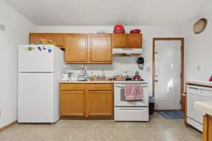 402 Mill St, Marshall, MN 56258 - Photo 9