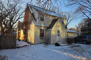 419 12th St N, Mountain Lake, MN 56159 - Photo 1