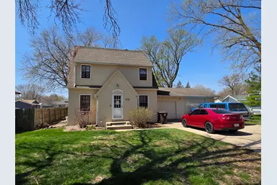 419 12th Street N, Mountain Lake, MN 56159 - Photo 1