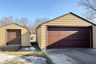 1503 16th St SW, Austin, MN 55912 - Photo 27