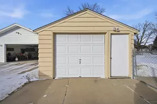 600 15th Ave SW, Austin, MN 55912 - Photo 37