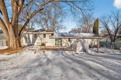 8601 Cherokee Drive N, Brooklyn Park, MN 55428 - Photo 41