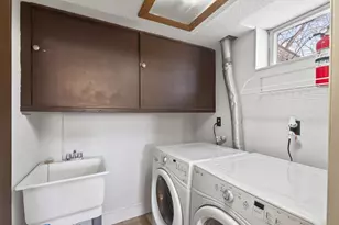 8601 Cherokee Dr N, Brooklyn Park, MN 55428 - Photo 37