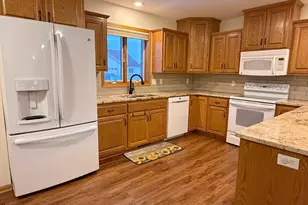 115 Emerald Ave SW, Melrose, MN 56352 - Photo 9