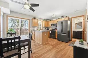 7990 Forest Blvd, Woodbury, MN 55125 - Photo 5