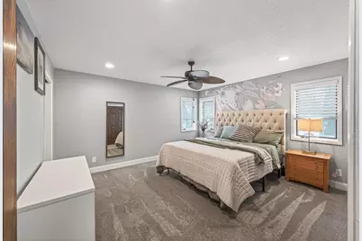 1610 Briarwood Avenue, Mahtomedi, MN 55115 - Photo 31