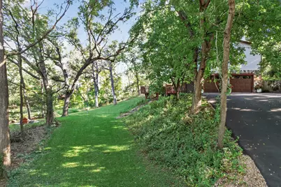 1610 Briarwood Avenue, Mahtomedi, MN 55115 - Photo 5