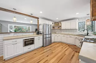 1610 Briarwood Ave, Mahtomedi, MN 55115 - Photo 21