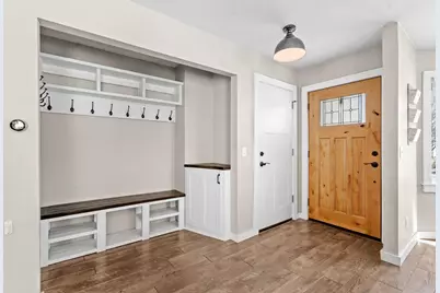 7320 Hunters Run, Eden Prairie, MN 55346 - Photo 7