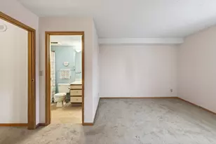 78 10th St E, Saint Paul, MN 55101 - Photo 21