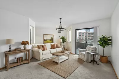 78 10th Street E #401, Saint Paul, MN 55101 - Photo 1