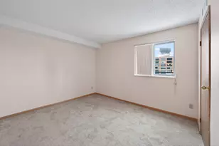 78 10th St E, Saint Paul, MN 55101 - Photo 19