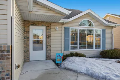 334 30th Street N, Moorhead, MN 56560 - Photo 3