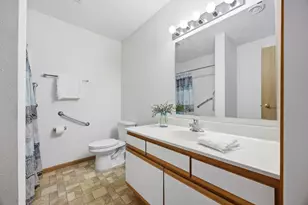 334 30th St N, Moorhead, MN 56560 - Photo 23