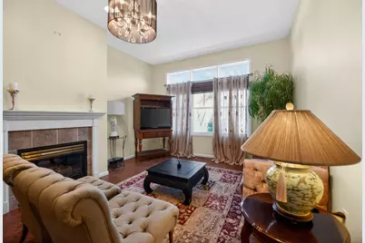 2433 Columbus Court, Minneapolis, MN 55404 - Photo 11