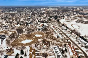 3929 Everest Ln N, Plymouth, MN 55446 - Photo 45