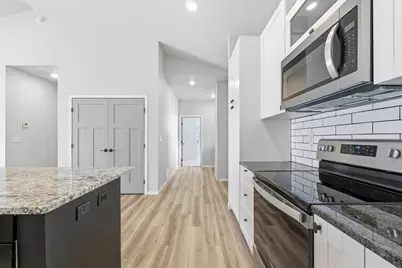 3022 41st Avenue S, Moorhead, MN 56560 - Photo 5