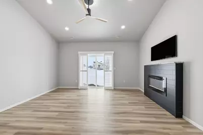 3022 41st Avenue S, Moorhead, MN 56560 - Photo 7