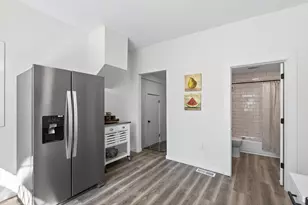 1181 Raymond Ave, Saint Paul, MN 55108 - Photo 13