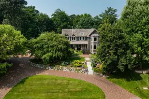 2890 Autumn Woods Dr, Chaska, MN 55318 - Photo 3