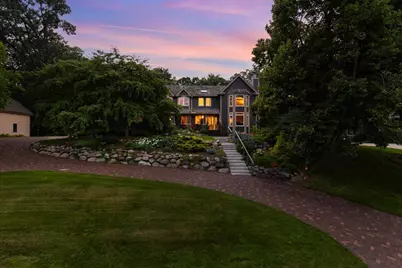 2890 Autumn Woods Drive, Chaska, MN 55318 - Photo 7