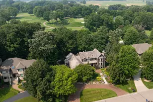 2890 Autumn Woods Dr, Chaska, MN 55318 - Photo 5