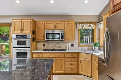 356 Pendryn Hill Curve, Woodbury, MN 55125 - Photo 13