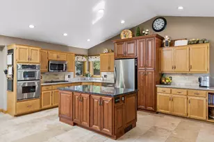 356 Pendryn Hill Curve, Woodbury, MN 55125 - Photo 9