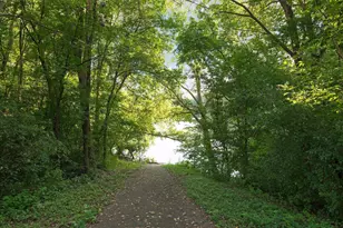 5445 Babcock Trail, Inver Grove Heights, MN 55077 - Photo 43